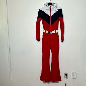 Gsou Snow Retro Belted Color-Blocked Flare Ski Suit Size Small